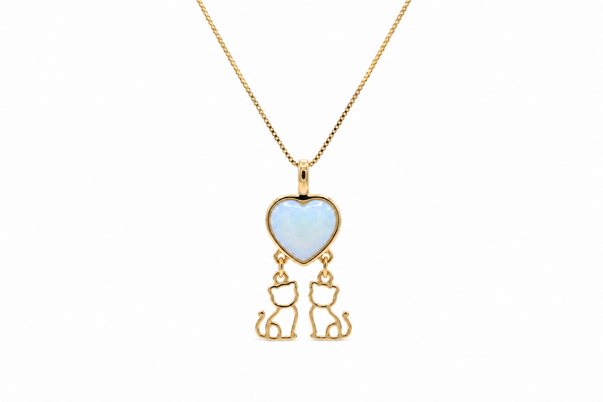 Heart Necklace with 2 Kittens - White Howlite Stone - 18k Gold Plated